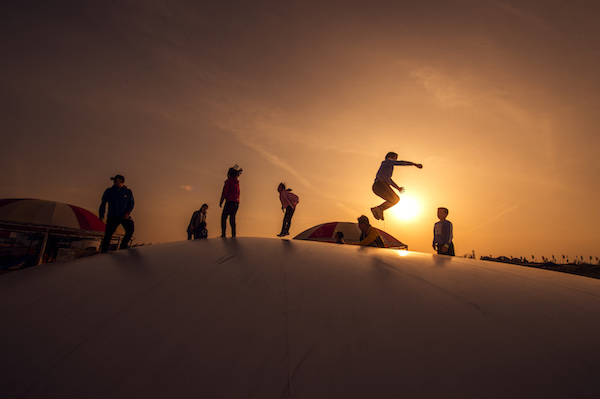 响沙湾,沙漠,度假地,景区,旅游,图片,照片,摄影,内蒙古响沙湾,内蒙古旅游,鄂尔多斯市旅游,莲花酒店,莲花度假酒店,莲沙度假岛,福沙度假岛,悦沙休闲岛,仙沙休闲岛,一粒沙度假村,在线预订,预定,旅行社,AAAAA,5A级旅游景区,库布齐,库布其沙漠,库布其旅游