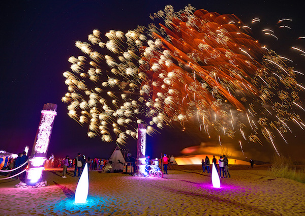 响沙湾,沙漠,度假地,景区,旅游,图片,照片,摄影,内蒙古响沙湾,内蒙古旅游,鄂尔多斯市旅游,莲花酒店,莲花度假酒店,莲沙度假岛,福沙度假岛,悦沙休闲岛,仙沙休闲岛,一粒沙度假村,在线预订,预定,旅行社,AAAAA,5A级旅游景区,库布齐,库布其沙漠,库布其旅游