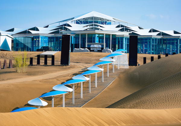 响沙湾,沙漠,度假地,景区,旅游,图片,照片,摄影,内蒙古响沙湾,内蒙古旅游,鄂尔多斯市旅游,莲花酒店,莲花度假酒店,莲沙度假岛,福沙度假岛,悦沙休闲岛,仙沙休闲岛,一粒沙度假村,在线预订,预定,旅行社,AAAAA,5A级旅游景区,库布齐,库布其沙漠,库布其旅游