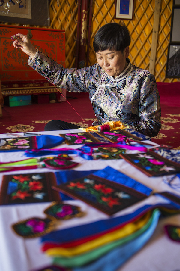 响沙湾,沙漠,度假地,景区,旅游,图片,照片,摄影,内蒙古响沙湾,内蒙古旅游,鄂尔多斯市旅游,莲花酒店,莲花度假酒店,莲沙度假岛,福沙度假岛,悦沙休闲岛,仙沙休闲岛,一粒沙度假村,在线预订,预定,旅行社,AAAAA,5A级旅游景区,库布齐,库布其沙漠,库布其旅游