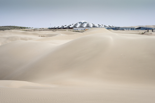 响沙湾,沙漠,度假地,景区,旅游,图片,照片,摄影,内蒙古响沙湾,内蒙古旅游,鄂尔多斯市旅游,莲花酒店,莲花度假酒店,莲沙度假岛,福沙度假岛,悦沙休闲岛,仙沙休闲岛,一粒沙度假村,在线预订,预定,旅行社,AAAAA,5A级旅游景区,库布齐,库布其沙漠,库布其旅游