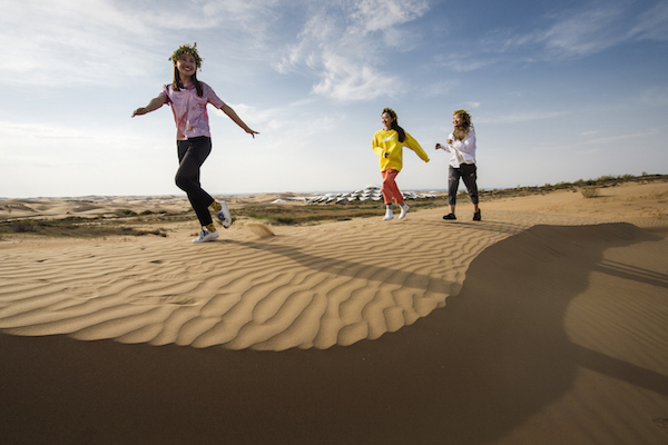 响沙湾,沙漠,度假地,景区,旅游,图片,照片,摄影,内蒙古响沙湾,内蒙古旅游,鄂尔多斯市旅游,莲花酒店,莲花度假酒店,莲沙度假岛,福沙度假岛,悦沙休闲岛,仙沙休闲岛,一粒沙度假村,在线预订,预定,旅行社,AAAAA,5A级旅游景区,库布齐,库布其沙漠,库布其旅游