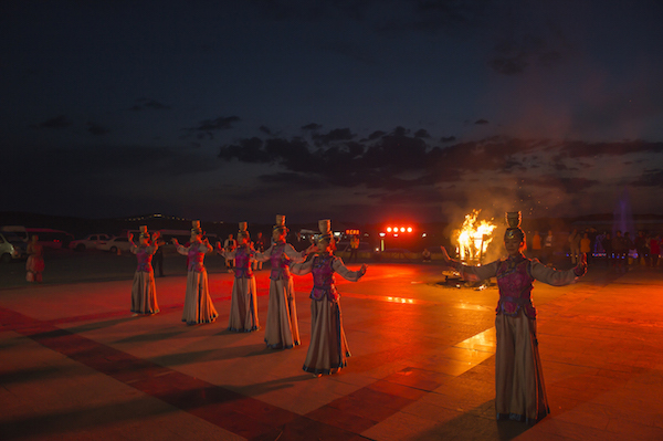 响沙湾,沙漠,度假地,景区,旅游,图片,照片,摄影,内蒙古响沙湾,内蒙古旅游,鄂尔多斯市旅游,莲花酒店,莲花度假酒店,莲沙度假岛,福沙度假岛,悦沙休闲岛,仙沙休闲岛,一粒沙度假村,在线预订,预定,旅行社,AAAAA,5A级旅游景区,库布齐,库布其沙漠,库布其旅游