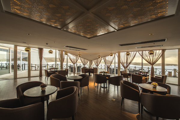 响沙湾,沙漠,度假地,景区,旅游,图片,照片,摄影,内蒙古响沙湾,内蒙古旅游,鄂尔多斯市旅游,莲花酒店,莲花度假酒店,莲沙度假岛,福沙度假岛,悦沙休闲岛,仙沙休闲岛,一粒沙度假村,在线预订,预定,旅行社,AAAAA,5A级旅游景区,库布齐,库布其沙漠,库布其旅游