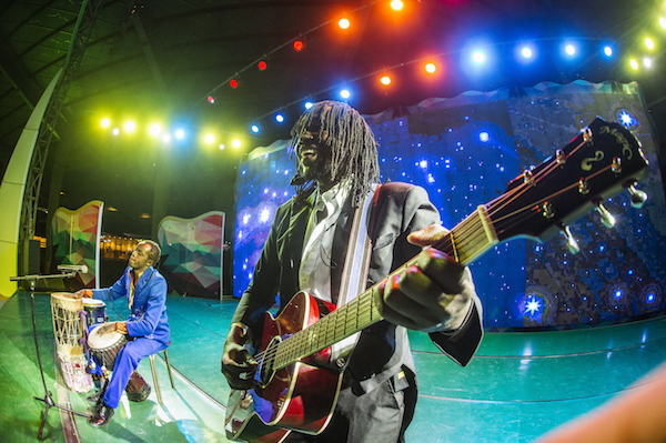 响沙湾,沙漠,度假地,景区,旅游,图片,照片,摄影,内蒙古响沙湾,内蒙古旅游,鄂尔多斯市旅游,莲花酒店,莲花度假酒店,莲沙度假岛,福沙度假岛,悦沙休闲岛,仙沙休闲岛,一粒沙度假村,在线预订,预定,旅行社,AAAAA,5A级旅游景区,库布齐,库布其沙漠,库布其旅游