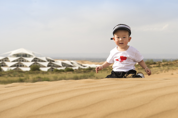 响沙湾,沙漠,度假地,景区,旅游,图片,照片,摄影,内蒙古响沙湾,内蒙古旅游,鄂尔多斯市旅游,莲花酒店,莲花度假酒店,莲沙度假岛,福沙度假岛,悦沙休闲岛,仙沙休闲岛,一粒沙度假村,在线预订,预定,旅行社,AAAAA,5A级旅游景区,库布齐,库布其沙漠,库布其旅游