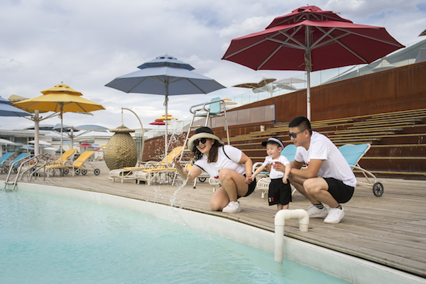 响沙湾,沙漠,度假地,景区,旅游,图片,照片,摄影,内蒙古响沙湾,内蒙古旅游,鄂尔多斯市旅游,莲花酒店,莲花度假酒店,莲沙度假岛,福沙度假岛,悦沙休闲岛,仙沙休闲岛,一粒沙度假村,在线预订,预定,旅行社,AAAAA,5A级旅游景区,库布齐,库布其沙漠,库布其旅游