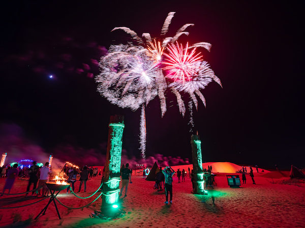 响沙湾,沙漠,度假地,景区,旅游,图片,照片,摄影,内蒙古响沙湾,内蒙古旅游,鄂尔多斯市旅游,莲花酒店,莲花度假酒店,莲沙度假岛,福沙度假岛,悦沙休闲岛,仙沙休闲岛,一粒沙度假村,在线预订,预定,旅行社,AAAAA,5A级旅游景区,库布齐,库布其沙漠,库布其旅游