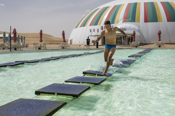 响沙湾,沙漠,度假地,景区,旅游,图片,照片,摄影,内蒙古响沙湾,内蒙古旅游,鄂尔多斯市旅游,莲花酒店,莲花度假酒店,莲沙度假岛,福沙度假岛,悦沙休闲岛,仙沙休闲岛,一粒沙度假村,在线预订,预定,旅行社,AAAAA,5A级旅游景区,库布齐,库布其沙漠,库布其旅游