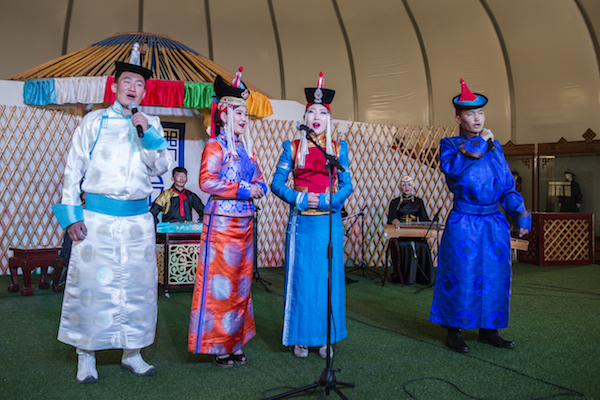 响沙湾,沙漠,度假地,景区,旅游,图片,照片,摄影,内蒙古响沙湾,内蒙古旅游,鄂尔多斯市旅游,莲花酒店,莲花度假酒店,莲沙度假岛,福沙度假岛,悦沙休闲岛,仙沙休闲岛,一粒沙度假村,在线预订,预定,旅行社,AAAAA,5A级旅游景区,库布齐,库布其沙漠,库布其旅游