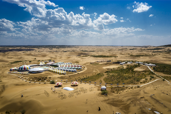 响沙湾,沙漠,度假地,景区,旅游,图片,照片,摄影,内蒙古响沙湾,内蒙古旅游,鄂尔多斯市旅游,莲花酒店,莲花度假酒店,莲沙度假岛,福沙度假岛,悦沙休闲岛,仙沙休闲岛,一粒沙度假村,在线预订,预定,旅行社,AAAAA,5A级旅游景区,库布齐,库布其沙漠,库布其旅游