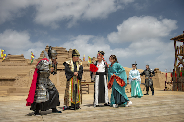 响沙湾,沙漠,度假地,景区,旅游,图片,照片,摄影,内蒙古响沙湾,内蒙古旅游,鄂尔多斯市旅游,莲花酒店,莲花度假酒店,莲沙度假岛,福沙度假岛,悦沙休闲岛,仙沙休闲岛,一粒沙度假村,在线预订,预定,旅行社,AAAAA,5A级旅游景区,库布齐,库布其沙漠,库布其旅游