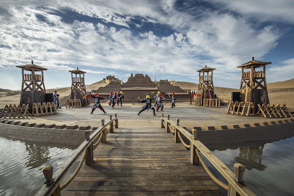 响沙湾,沙漠,度假地,景区,旅游,图片,照片,摄影,内蒙古响沙湾,内蒙古旅游,鄂尔多斯市旅游,莲花酒店,莲花度假酒店,莲沙度假岛,福沙度假岛,悦沙休闲岛,仙沙休闲岛,一粒沙度假村,在线预订,预定,旅行社,AAAAA,5A级旅游景区,库布齐,库布其沙漠,库布其旅游