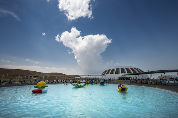 响沙湾,沙漠,度假地,景区,旅游,图片,照片,摄影,内蒙古响沙湾,内蒙古旅游,鄂尔多斯市旅游,莲花酒店,莲花度假酒店,莲沙度假岛,福沙度假岛,悦沙休闲岛,仙沙休闲岛,一粒沙度假村,在线预订,预定,旅行社,AAAAA,5A级旅游景区,库布齐,库布其沙漠,库布其旅游