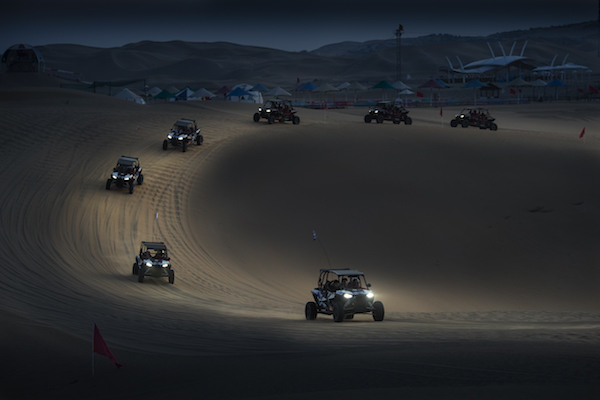 响沙湾,沙漠,度假地,景区,旅游,图片,照片,摄影,内蒙古响沙湾,内蒙古旅游,鄂尔多斯市旅游,莲花酒店,莲花度假酒店,莲沙度假岛,福沙度假岛,悦沙休闲岛,仙沙休闲岛,一粒沙度假村,在线预订,预定,旅行社,AAAAA,5A级旅游景区,库布齐,库布其沙漠,库布其旅游