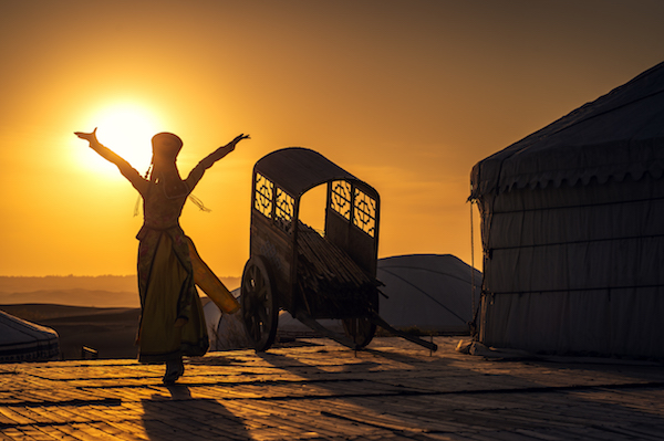 响沙湾,沙漠,度假地,景区,旅游,图片,照片,摄影,内蒙古响沙湾,内蒙古旅游,鄂尔多斯市旅游,莲花酒店,莲花度假酒店,莲沙度假岛,福沙度假岛,悦沙休闲岛,仙沙休闲岛,一粒沙度假村,在线预订,预定,旅行社,AAAAA,5A级旅游景区,库布齐,库布其沙漠,库布其旅游