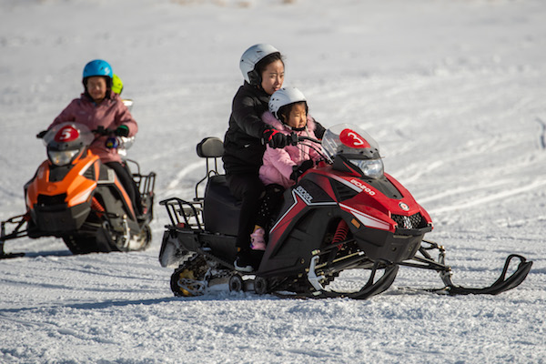 响沙湾,沙漠,度假地,景区,旅游,图片,照片,摄影,内蒙古响沙湾,内蒙古旅游,鄂尔多斯市旅游,莲花酒店,莲花度假酒店,莲沙度假岛,福沙度假岛,悦沙休闲岛,仙沙休闲岛,一粒沙度假村,在线预订,预定,旅行社,AAAAA,5A级旅游景区,库布齐,库布其沙漠,库布其旅游