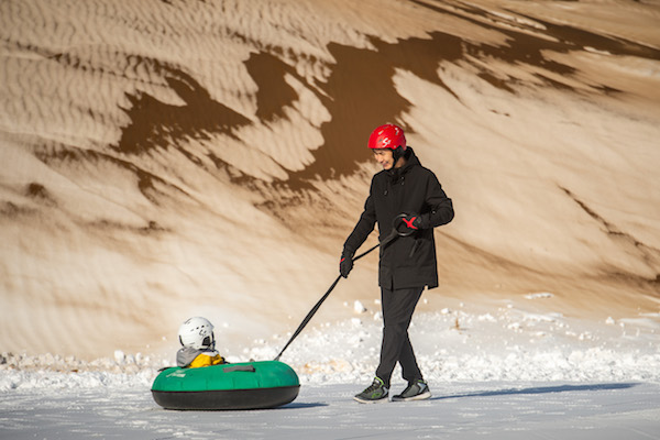 响沙湾,沙漠,度假地,景区,旅游,图片,照片,摄影,内蒙古响沙湾,内蒙古旅游,鄂尔多斯市旅游,莲花酒店,莲花度假酒店,莲沙度假岛,福沙度假岛,悦沙休闲岛,仙沙休闲岛,一粒沙度假村,在线预订,预定,旅行社,AAAAA,5A级旅游景区,库布齐,库布其沙漠,库布其旅游