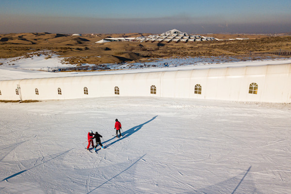 响沙湾,沙漠,度假地,景区,旅游,图片,照片,摄影,内蒙古响沙湾,内蒙古旅游,鄂尔多斯市旅游,莲花酒店,莲花度假酒店,莲沙度假岛,福沙度假岛,悦沙休闲岛,仙沙休闲岛,一粒沙度假村,在线预订,预定,旅行社,AAAAA,5A级旅游景区,库布齐,库布其沙漠,库布其旅游