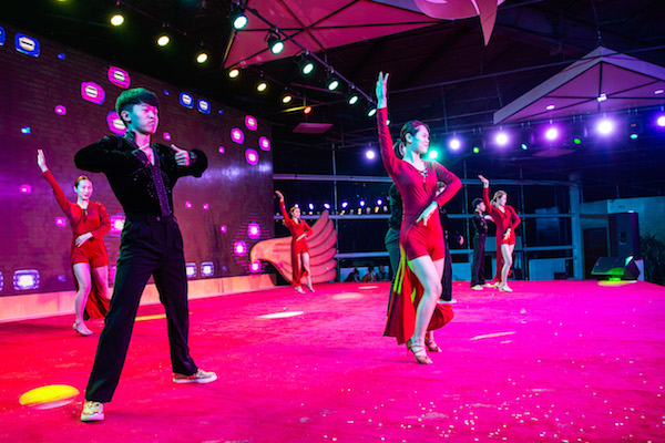 响沙湾,沙漠,度假地,景区,旅游,图片,照片,摄影,内蒙古响沙湾,内蒙古旅游,鄂尔多斯市旅游,莲花酒店,莲花度假酒店,莲沙度假岛,福沙度假岛,悦沙休闲岛,仙沙休闲岛,一粒沙度假村,在线预订,预定,旅行社,AAAAA,5A级旅游景区,库布齐,库布其沙漠,库布其旅游