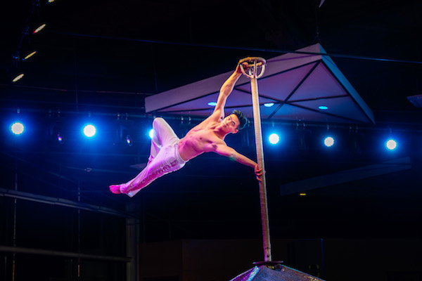 响沙湾,沙漠,度假地,景区,旅游,图片,照片,摄影,内蒙古响沙湾,内蒙古旅游,鄂尔多斯市旅游,莲花酒店,莲花度假酒店,莲沙度假岛,福沙度假岛,悦沙休闲岛,仙沙休闲岛,一粒沙度假村,在线预订,预定,旅行社,AAAAA,5A级旅游景区,库布齐,库布其沙漠,库布其旅游