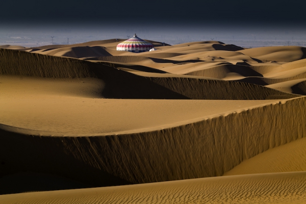 响沙湾,沙漠,度假地,景区,旅游,图片,照片,摄影,内蒙古响沙湾,内蒙古旅游,鄂尔多斯市旅游,莲花酒店,莲花度假酒店,莲沙度假岛,福沙度假岛,悦沙休闲岛,仙沙休闲岛,一粒沙度假村,在线预订,预定,旅行社,AAAAA,5A级旅游景区,库布齐,库布其沙漠,库布其旅游