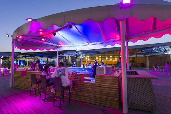 响沙湾,沙漠,度假地,景区,旅游,图片,照片,摄影,内蒙古响沙湾,内蒙古旅游,鄂尔多斯市旅游,莲花酒店,莲花度假酒店,莲沙度假岛,福沙度假岛,悦沙休闲岛,仙沙休闲岛,一粒沙度假村,在线预订,预定,旅行社,AAAAA,5A级旅游景区,库布齐,库布其沙漠,库布其旅游