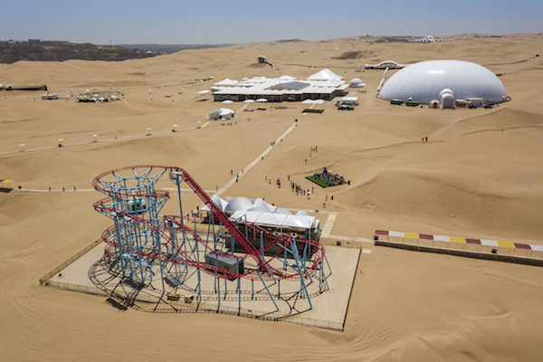 响沙湾,沙漠,度假地,景区,旅游,图片,照片,摄影,内蒙古响沙湾,内蒙古旅游,鄂尔多斯市旅游,莲花酒店,莲花度假酒店,莲沙度假岛,福沙度假岛,悦沙休闲岛,仙沙休闲岛,一粒沙度假村,在线预订,预定,旅行社,AAAAA,5A级旅游景区,库布齐,库布其沙漠,库布其旅游