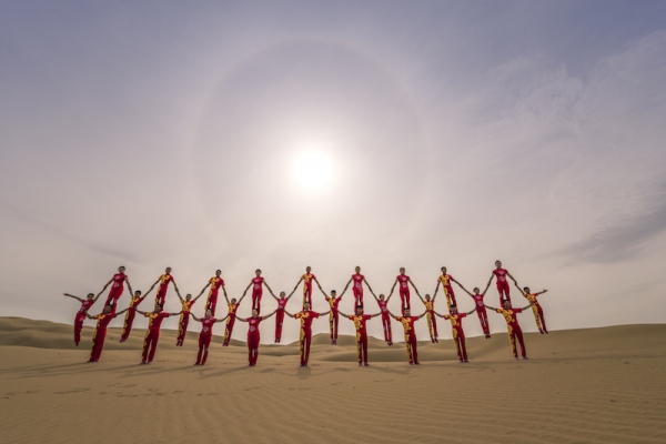 响沙湾,沙漠,度假地,景区,旅游,图片,照片,摄影,内蒙古响沙湾,内蒙古旅游,鄂尔多斯市旅游,莲花酒店,莲花度假酒店,莲沙度假岛,福沙度假岛,悦沙休闲岛,仙沙休闲岛,一粒沙度假村,在线预订,预定,旅行社,AAAAA,5A级旅游景区,库布齐,库布其沙漠,库布其旅游