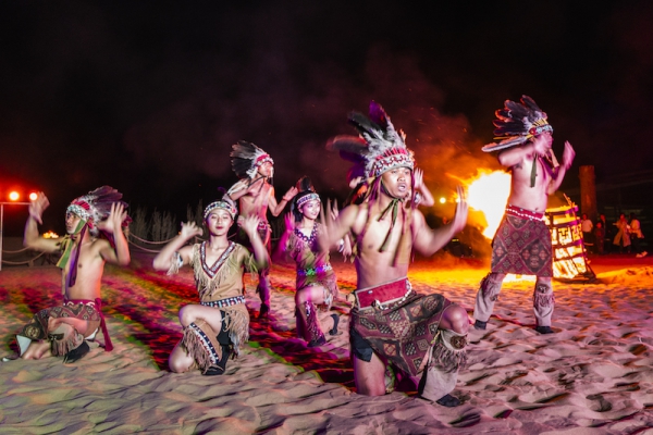 响沙湾,沙漠,度假地,景区,旅游,图片,照片,摄影,内蒙古响沙湾,内蒙古旅游,鄂尔多斯市旅游,莲花酒店,莲花度假酒店,莲沙度假岛,福沙度假岛,悦沙休闲岛,仙沙休闲岛,一粒沙度假村,在线预订,预定,旅行社,AAAAA,5A级旅游景区,库布齐,库布其沙漠,库布其旅游