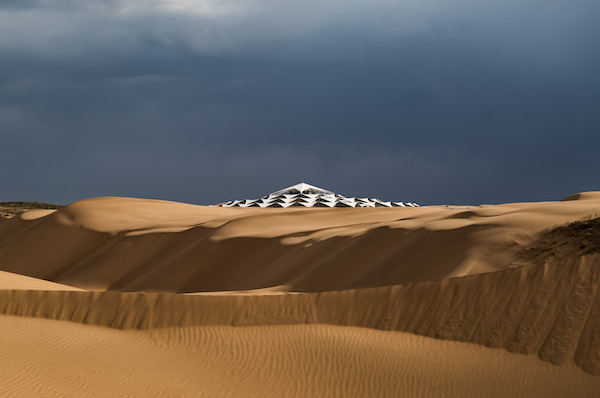 响沙湾,沙漠,度假地,景区,旅游,图片,照片,摄影,内蒙古响沙湾,内蒙古旅游,鄂尔多斯市旅游,莲花酒店,莲花度假酒店,莲沙度假岛,福沙度假岛,悦沙休闲岛,仙沙休闲岛,一粒沙度假村,在线预订,预定,旅行社,AAAAA,5A级旅游景区,库布齐,库布其沙漠,库布其旅游