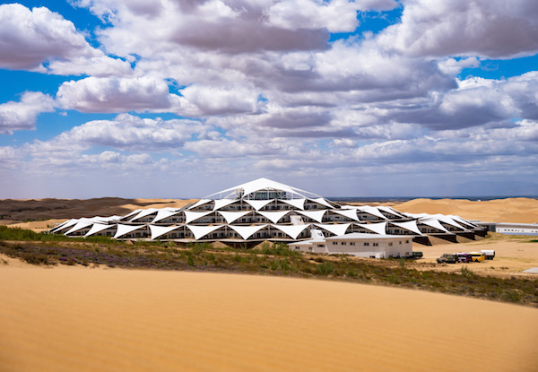 响沙湾,沙漠,度假地,景区,旅游,图片,照片,摄影,内蒙古响沙湾,内蒙古旅游,鄂尔多斯市旅游,莲花酒店,莲花度假酒店,莲沙度假岛,福沙度假岛,悦沙休闲岛,仙沙休闲岛,一粒沙度假村,在线预订,预定,旅行社,AAAAA,5A级旅游景区,库布齐,库布其沙漠,库布其旅游