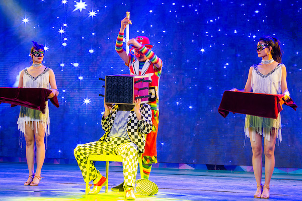 响沙湾,沙漠,度假地,景区,旅游,图片,照片,摄影,内蒙古响沙湾,内蒙古旅游,鄂尔多斯市旅游,莲花酒店,莲花度假酒店,莲沙度假岛,福沙度假岛,悦沙休闲岛,仙沙休闲岛,一粒沙度假村,在线预订,预定,旅行社,AAAAA,5A级旅游景区,库布齐,库布其沙漠,库布其旅游