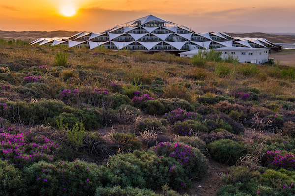 响沙湾,沙漠,度假地,景区,旅游,图片,照片,摄影,内蒙古响沙湾,内蒙古旅游,鄂尔多斯市旅游,莲花酒店,莲花度假酒店,莲沙度假岛,福沙度假岛,悦沙休闲岛,仙沙休闲岛,一粒沙度假村,在线预订,预定,旅行社,AAAAA,5A级旅游景区,库布齐,库布其沙漠,库布其旅游