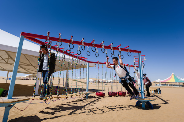 响沙湾,沙漠,度假地,景区,旅游,图片,照片,摄影,内蒙古响沙湾,内蒙古旅游,鄂尔多斯市旅游,莲花酒店,莲花度假酒店,莲沙度假岛,福沙度假岛,悦沙休闲岛,仙沙休闲岛,一粒沙度假村,在线预订,预定,旅行社,AAAAA,5A级旅游景区,库布齐,库布其沙漠,库布其旅游