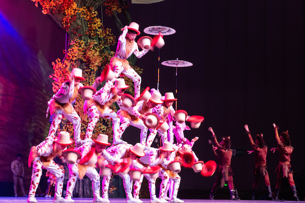 响沙湾,沙漠,度假地,景区,旅游,图片,照片,摄影,内蒙古响沙湾,内蒙古旅游,鄂尔多斯市旅游,莲花酒店,莲花度假酒店,莲沙度假岛,福沙度假岛,悦沙休闲岛,仙沙休闲岛,一粒沙度假村,在线预订,预定,旅行社,AAAAA,5A级旅游景区,库布齐,库布其沙漠,库布其旅游