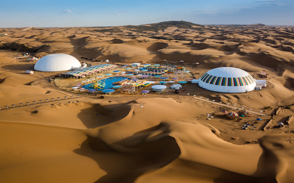 响沙湾,沙漠,度假地,景区,旅游,图片,照片,摄影,内蒙古响沙湾,内蒙古旅游,鄂尔多斯市旅游,莲花酒店,莲花度假酒店,莲沙度假岛,福沙度假岛,悦沙休闲岛,仙沙休闲岛,一粒沙度假村,在线预订,预定,旅行社,AAAAA,5A级旅游景区,库布齐,库布其沙漠,库布其旅游