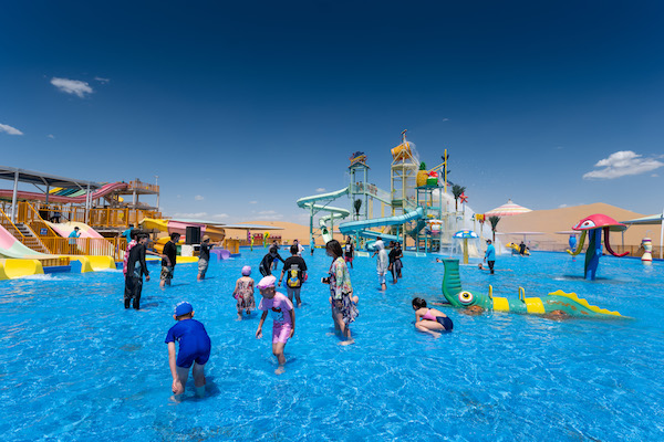 响沙湾,沙漠,度假地,景区,旅游,图片,照片,摄影,内蒙古响沙湾,内蒙古旅游,鄂尔多斯市旅游,莲花酒店,莲花度假酒店,莲沙度假岛,福沙度假岛,悦沙休闲岛,仙沙休闲岛,一粒沙度假村,在线预订,预定,旅行社,AAAAA,5A级旅游景区,库布齐,库布其沙漠,库布其旅游