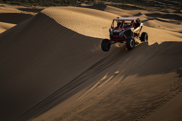 响沙湾,沙漠,度假地,景区,旅游,图片,照片,摄影,内蒙古响沙湾,内蒙古旅游,鄂尔多斯市旅游,莲花酒店,莲花度假酒店,莲沙度假岛,福沙度假岛,悦沙休闲岛,仙沙休闲岛,一粒沙度假村,在线预订,预定,旅行社,AAAAA,5A级旅游景区,库布齐,库布其沙漠,库布其旅游