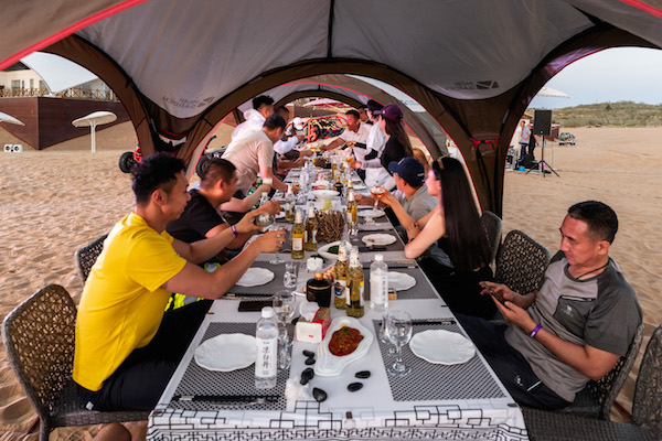 响沙湾,沙漠,度假地,景区,旅游,图片,照片,摄影,内蒙古响沙湾,内蒙古旅游,鄂尔多斯市旅游,莲花酒店,莲花度假酒店,莲沙度假岛,福沙度假岛,悦沙休闲岛,仙沙休闲岛,一粒沙度假村,在线预订,预定,旅行社,AAAAA,5A级旅游景区,库布齐,库布其沙漠,库布其旅游