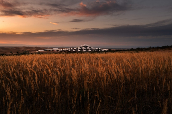 响沙湾,沙漠,度假地,景区,旅游,图片,照片,摄影,内蒙古响沙湾,内蒙古旅游,鄂尔多斯市旅游,莲花酒店,莲花度假酒店,莲沙度假岛,福沙度假岛,悦沙休闲岛,仙沙休闲岛,一粒沙度假村,在线预订,预定,旅行社,AAAAA,5A级旅游景区,库布齐,库布其沙漠,库布其旅游