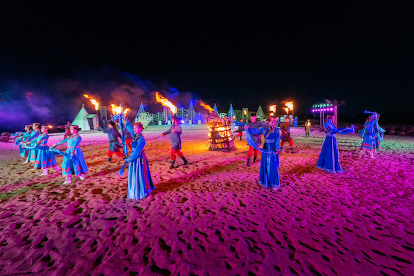 响沙湾,沙漠,度假地,景区,旅游,图片,照片,摄影,内蒙古响沙湾,内蒙古旅游,鄂尔多斯市旅游,莲花酒店,莲花度假酒店,莲沙度假岛,福沙度假岛,悦沙休闲岛,仙沙休闲岛,一粒沙度假村,在线预订,预定,旅行社,AAAAA,5A级旅游景区,库布齐,库布其沙漠,库布其旅游