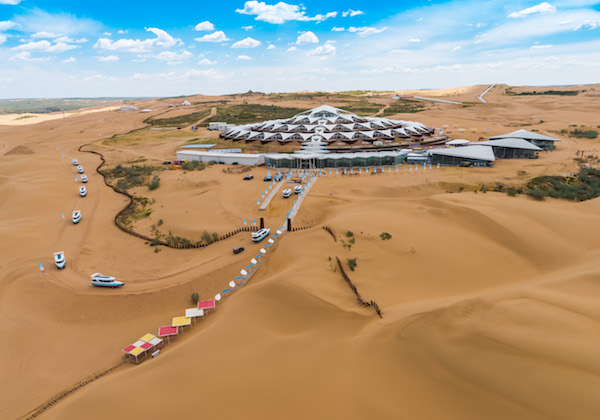 响沙湾,沙漠,度假地,景区,旅游,图片,照片,摄影,内蒙古响沙湾,内蒙古旅游,鄂尔多斯市旅游,莲花酒店,莲花度假酒店,莲沙度假岛,福沙度假岛,悦沙休闲岛,仙沙休闲岛,一粒沙度假村,在线预订,预定,旅行社,AAAAA,5A级旅游景区,库布齐,库布其沙漠,库布其旅游