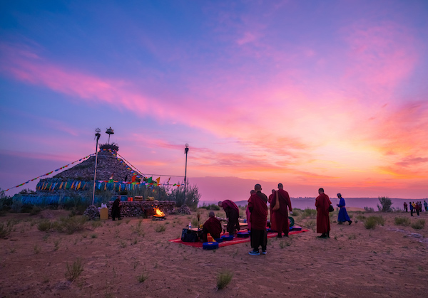 响沙湾,沙漠,度假地,景区,旅游,图片,照片,摄影,内蒙古响沙湾,内蒙古旅游,鄂尔多斯市旅游,莲花酒店,莲花度假酒店,莲沙度假岛,福沙度假岛,悦沙休闲岛,仙沙休闲岛,一粒沙度假村,在线预订,预定,旅行社,AAAAA,5A级旅游景区,库布齐,库布其沙漠,库布其旅游