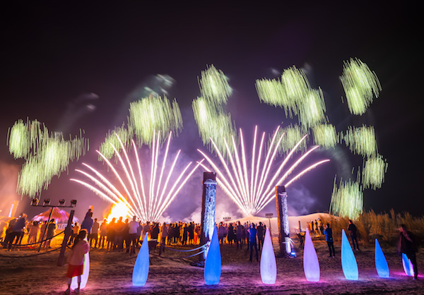 响沙湾,沙漠,度假地,景区,旅游,图片,照片,摄影,内蒙古响沙湾,内蒙古旅游,鄂尔多斯市旅游,莲花酒店,莲花度假酒店,莲沙度假岛,福沙度假岛,悦沙休闲岛,仙沙休闲岛,一粒沙度假村,在线预订,预定,旅行社,AAAAA,5A级旅游景区,库布齐,库布其沙漠,库布其旅游