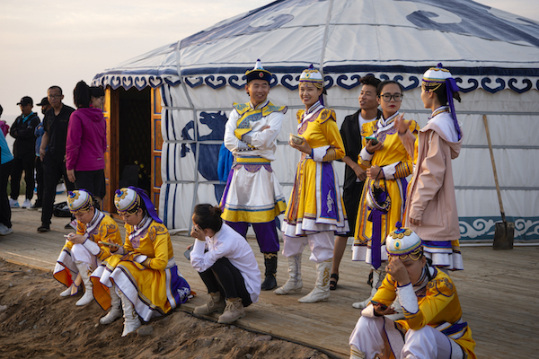 响沙湾,沙漠,度假地,景区,旅游,图片,照片,摄影,内蒙古响沙湾,内蒙古旅游,鄂尔多斯市旅游,莲花酒店,莲花度假酒店,莲沙度假岛,福沙度假岛,悦沙休闲岛,仙沙休闲岛,一粒沙度假村,在线预订,预定,旅行社,AAAAA,5A级旅游景区,库布齐,库布其沙漠,库布其旅游