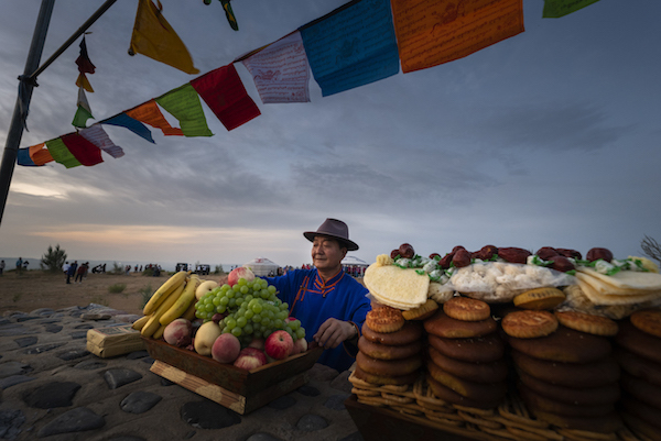 响沙湾,沙漠,度假地,景区,旅游,图片,照片,摄影,内蒙古响沙湾,内蒙古旅游,鄂尔多斯市旅游,莲花酒店,莲花度假酒店,莲沙度假岛,福沙度假岛,悦沙休闲岛,仙沙休闲岛,一粒沙度假村,在线预订,预定,旅行社,AAAAA,5A级旅游景区,库布齐,库布其沙漠,库布其旅游