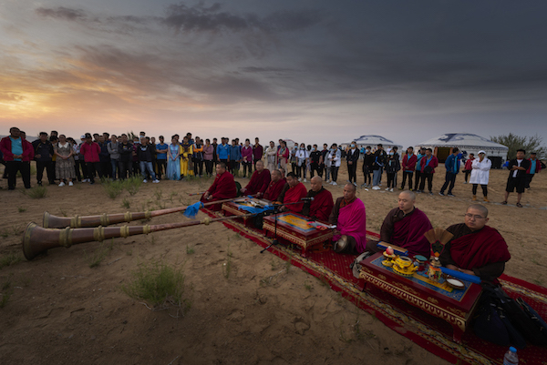 响沙湾,沙漠,度假地,景区,旅游,图片,照片,摄影,内蒙古响沙湾,内蒙古旅游,鄂尔多斯市旅游,莲花酒店,莲花度假酒店,莲沙度假岛,福沙度假岛,悦沙休闲岛,仙沙休闲岛,一粒沙度假村,在线预订,预定,旅行社,AAAAA,5A级旅游景区,库布齐,库布其沙漠,库布其旅游