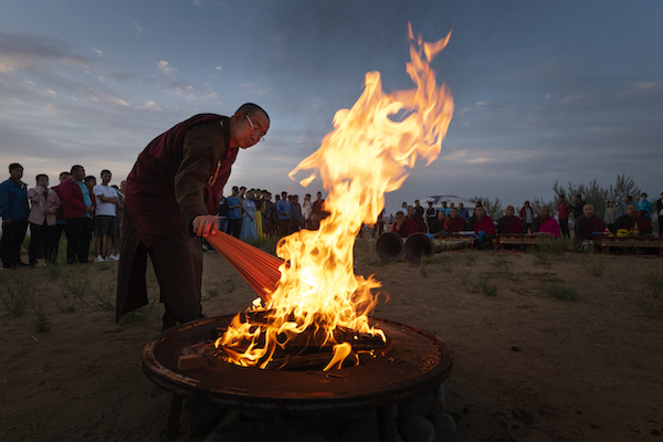 响沙湾,沙漠,度假地,景区,旅游,图片,照片,摄影,内蒙古响沙湾,内蒙古旅游,鄂尔多斯市旅游,莲花酒店,莲花度假酒店,莲沙度假岛,福沙度假岛,悦沙休闲岛,仙沙休闲岛,一粒沙度假村,在线预订,预定,旅行社,AAAAA,5A级旅游景区,库布齐,库布其沙漠,库布其旅游