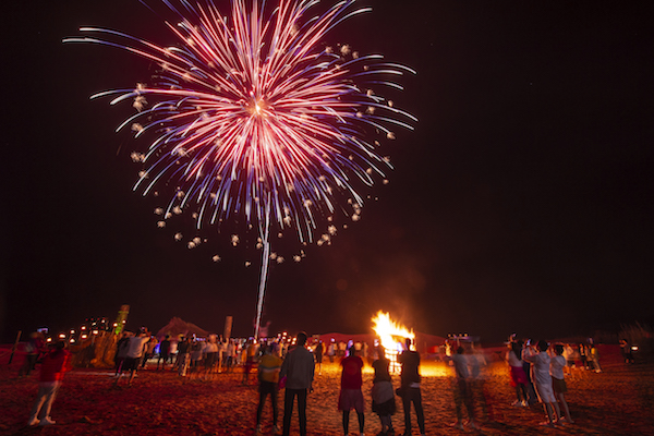 响沙湾,沙漠,度假地,景区,旅游,图片,照片,摄影,内蒙古响沙湾,内蒙古旅游,鄂尔多斯市旅游,莲花酒店,莲花度假酒店,莲沙度假岛,福沙度假岛,悦沙休闲岛,仙沙休闲岛,一粒沙度假村,在线预订,预定,旅行社,AAAAA,5A级旅游景区,库布齐,库布其沙漠,库布其旅游